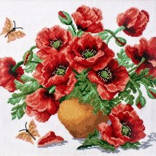 Схема вышивки «Маки с бабочкой»