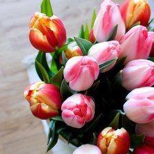 Схема вышивки «Тюльпаны»