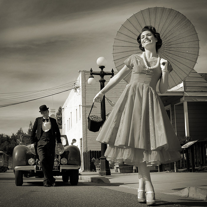 Милое ретро - улица, фото, ретро, авто, зонтик, мужчина, девушка - оригинал