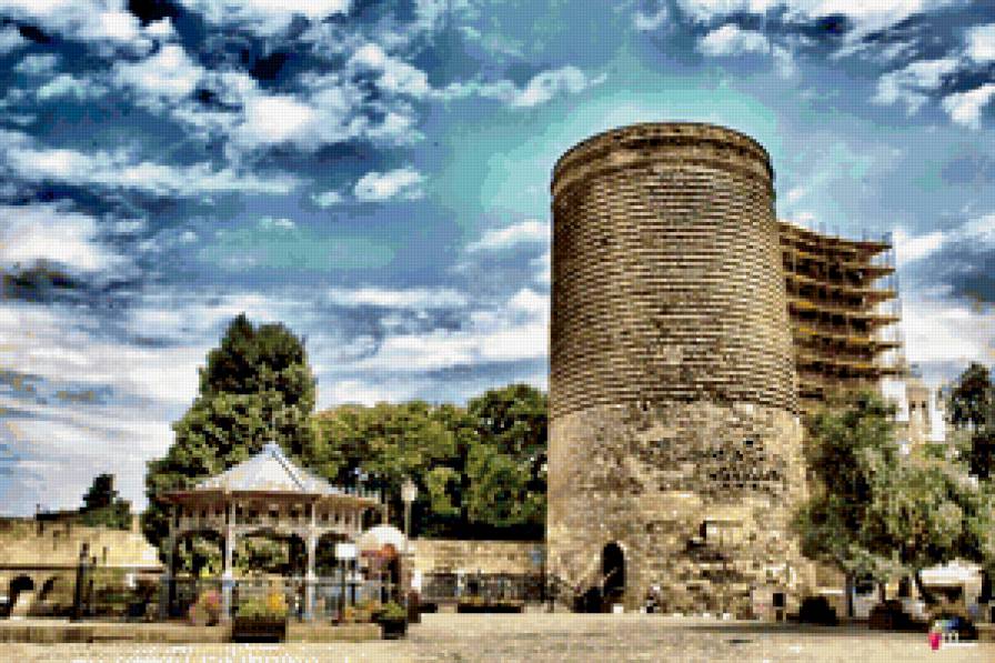 Девичья Башня в Баку - предпросмотр