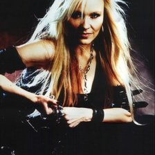 Схема вышивки «DORO»