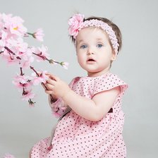 Схема вышивки «девочка и сакура»