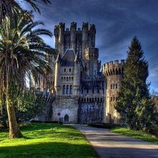 Схема вышивки «Замок»