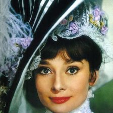 Схема вышивки «Одри Хетберн»