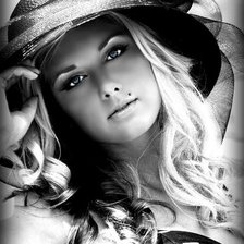 Схема вышивки «Девушка»