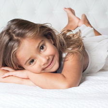 Схема вышивки «Девочка»