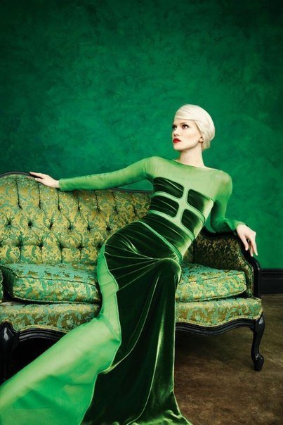 Девушка в зеленом. - девушки - оригинал