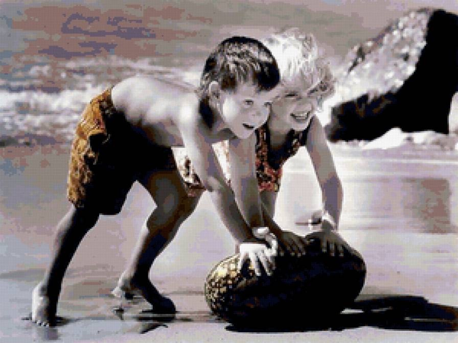 На берегу моря. - море, дети - предпросмотр