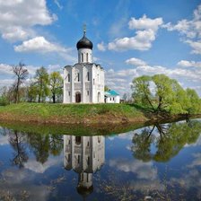 Схема вышивки «Церковь Покрова-на-Нерли»