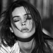 Схема вышивки «Моника Белуччи»