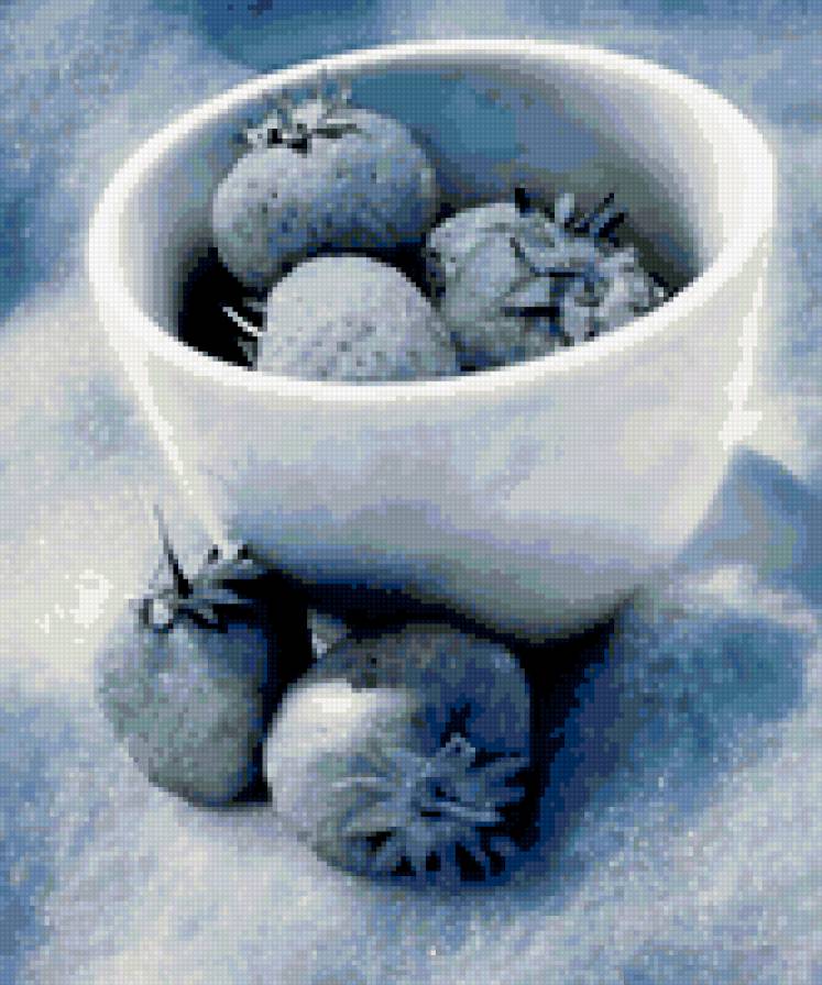 клубника - зима, клубника - предпросмотр