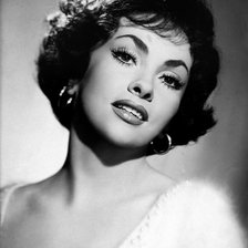 Схема вышивки «Джина Лоло-Брижита»