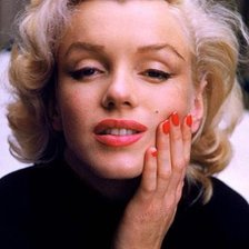 Схема вышивки «Мерлин Монро»