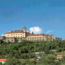 Схема вышивки «мукачевский замок»