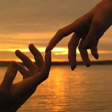 Схема вышивки «Руки»