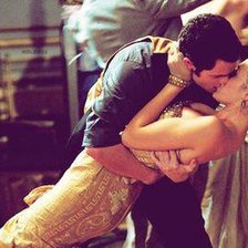 Схема вышивки «Танец»