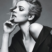 Схема вышивки «Рэйчел МакАдамс»