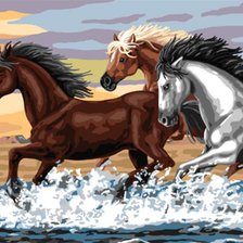 БЕГУЩИЕ ЛОШАДИ