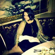 Анна Попова