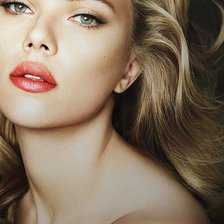 Схема вышивки «Скарлетт Йохансон»