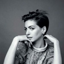 Схема вышивки «Энн Хэтуэй»