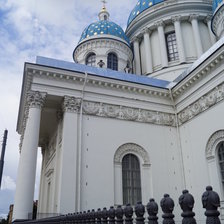 Схема вышивки «Троицкий собор»