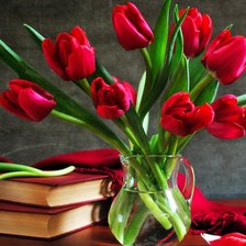 Схема вышивки «Букет красных тюльпанов»