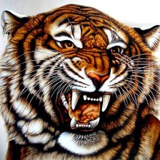 Хищный красавец