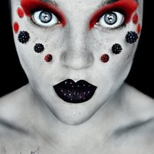 Схема вышивки «девушка с ежевикой»