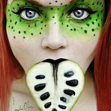 Схема вышивки «девушка с непонятным фруктом»