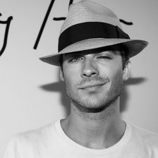 Схема вышивки «мужчина»