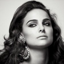 Схема вышивки «Девушка,монохром»