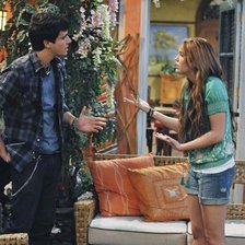 Схема вышивки «Ханна Монтана»