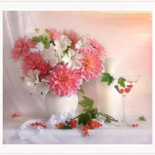 Цветы и ягоды