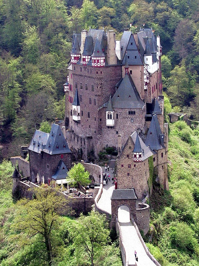 Средневековый замок - замки - оригинал