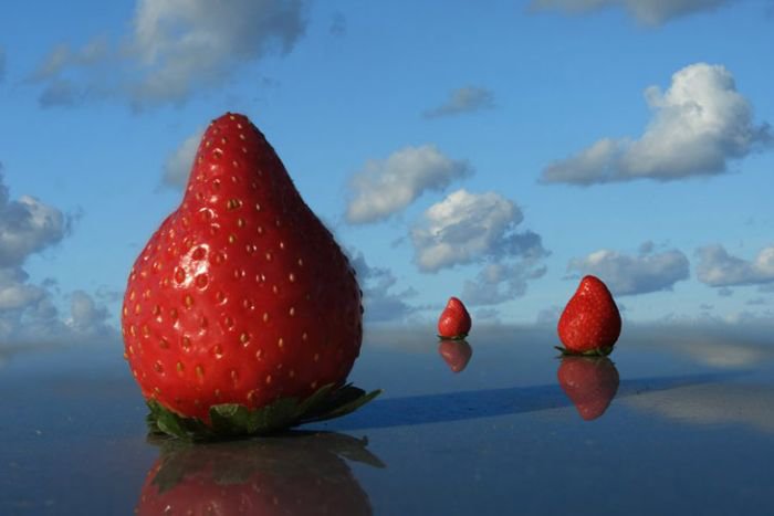 клубника - вода, облака, небо, ягоды, клубника - оригинал