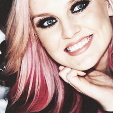 Схема вышивки «Perrie Edwards»