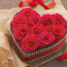 Схема вышивки «сердце из роз\»