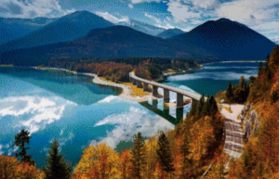 Сказочный вид - горы, водоем, озеро, лес, дорога - предпросмотр