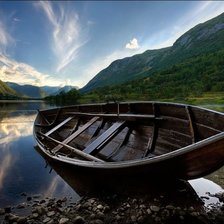 Схема вышивки «Лодка на озере»