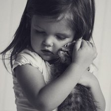 девочка с котенком