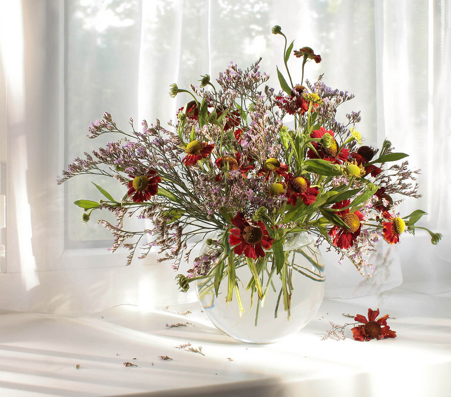 Букет на окне - оригинал