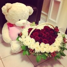 Схема вышивки «Подарок»