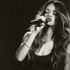 Схема вышивки «Rihanna»