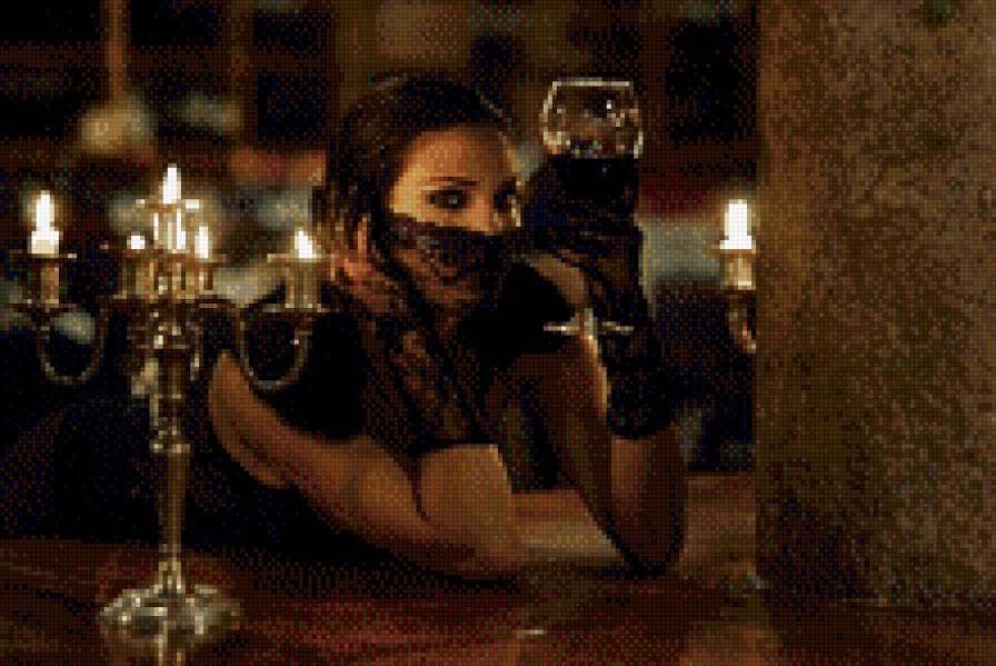 Вечер в ресторане - ресторан, девушка, бокал, вечер, свечи - предпросмотр