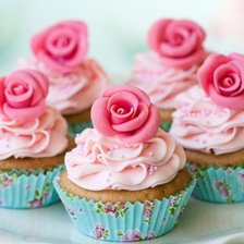 Схема вышивки «Сладкое пирожное»