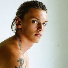 Схема вышивки «Jamie Campbell»