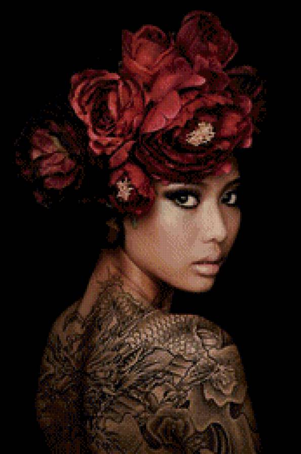 Девушка с татуировкой - восток, тату, венок, цветы, девушка - предпросмотр