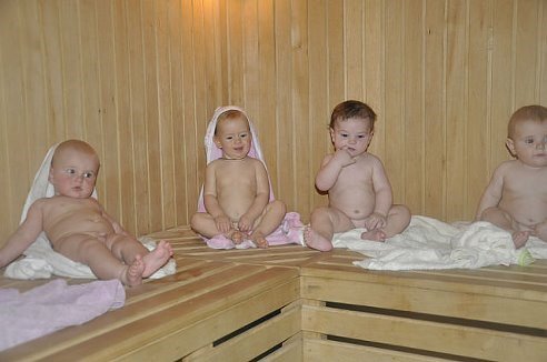Малыши в бане - оригинал