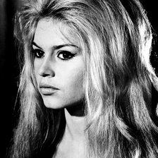 Схема вышивки «Брижит Бардо»